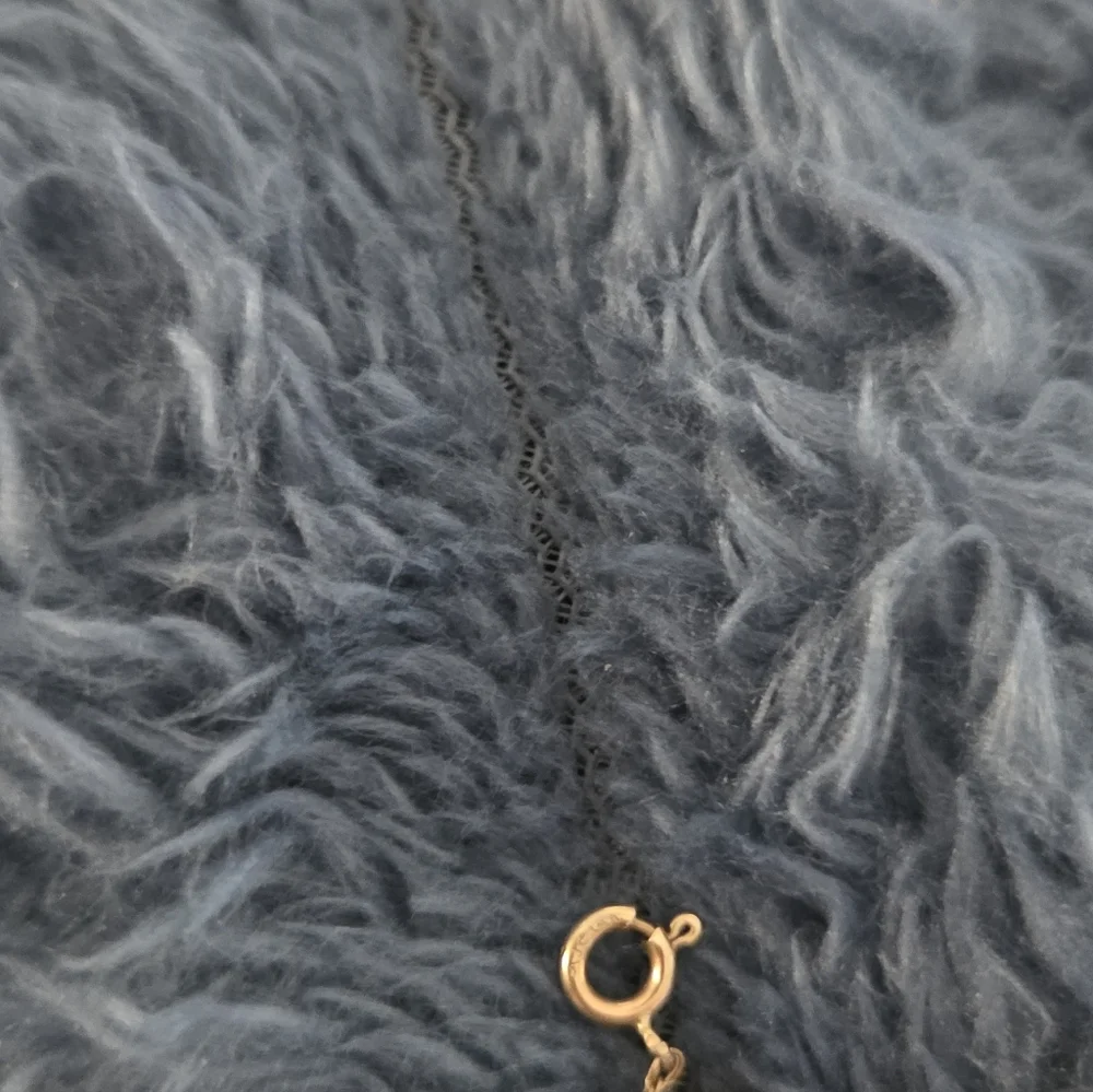 2 Broken 14k Gold Neclaces - Picture 6 of 13